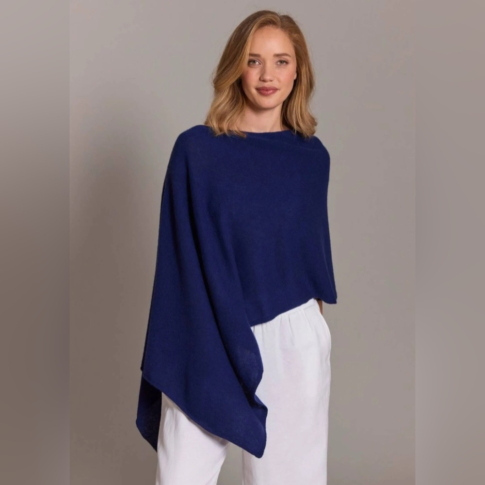 Claudia Nichole Cashmere Navy Poncho